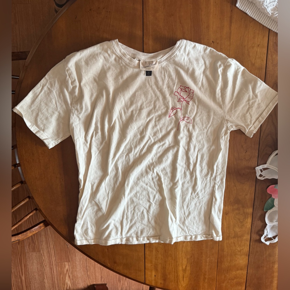 Universal Thread Graphic T-Shirt